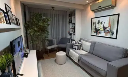Apartamento à venda com 2 quartos e 55m² no bairro cristal