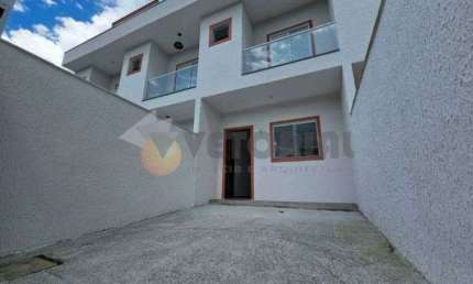 Sobrado com 2 quartos, 73,66m², à venda em Caraguatatuba, Balneário Gardem Mar