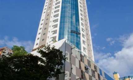 Apartamento para Venda em Balneário Camboriú, Centro, 3 dormitórios, 3 suítes, 3 banheiros, 2 vagas