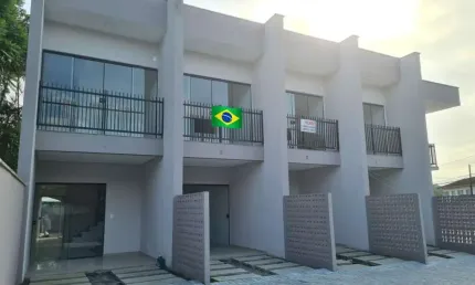 Sobrado Geminado para Venda em Joinville, Vila Nova, 2 dormitórios, 2 suítes, 3 banheiros, 2 vagas