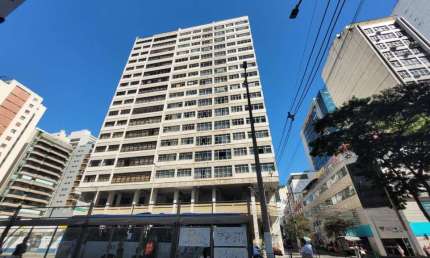Apartamento para Venda em Juiz de Fora, Centro, 4 dormitórios, 2 suítes, 4 banheiros, 1 vaga