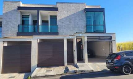 Casa para Venda em Juiz de Fora, Aeroporto, 3 dormitórios, 1 suíte, 3 banheiros, 2 vagas