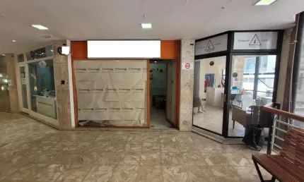 Loja para Locação em Juiz de Fora, Centro, 1 banheiro