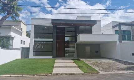 Casa para Locação em Juiz de Fora, Aeroporto, 3 dormitórios, 3 suítes, 5 banheiros, 2 vagas