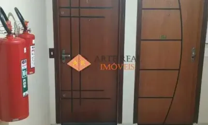 Apartamento com 2 quartos para alugar na Rua Arraial da Anta, 302, Vila Carmosina, São Paulo