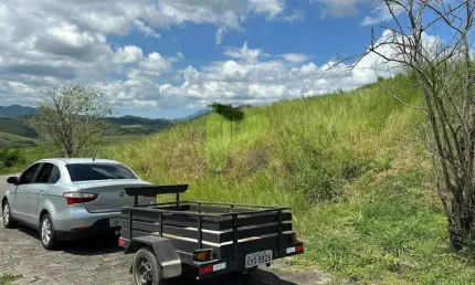 Terreno com Vista deslumbrante no Alto das Palmeiras