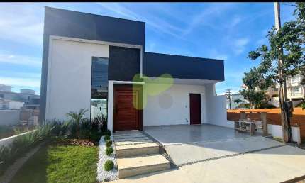 Casa à venda, 3 quartos, 1 suíte, Vale dos Cristais - Macaé/RJ