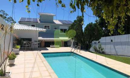 Casa à venda, 3 quartos, 2 suítes, 2 vagas, Glória - Macaé/RJ