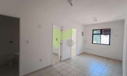 Sala comercial para alugar na Rua Visconde de Quissama, Centro, Macaé