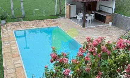 Espaço, conforto e natureza! Linda chácara à venda em Casimiro de Abreu