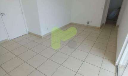 Apartamento para locação no alto da Glória com condomínio completo