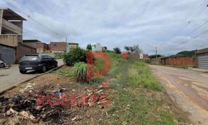 Terreno à venda na Avenida Doutor Getúlio Vargas, Bom Pastor, Santana do Paraíso