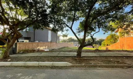 Terreno em condomínio fechado à venda no Loteamento Caminhos de San Conrado (Sousas), Campinas  por R$ 550.000