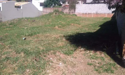 Terreno em condomínio fechado à venda no Loteamento Caminhos de San Conrado (Sousas), Campinas  por R$ 440.000