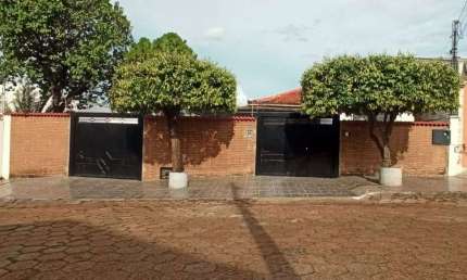 Casa com 3 quartos à venda no Centro, Santo Anastácio , 350 m2 por R$ 800.000