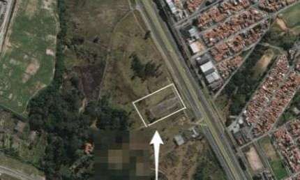 Terreno à venda no Jardim García, Campinas  por R$ 30.000.000