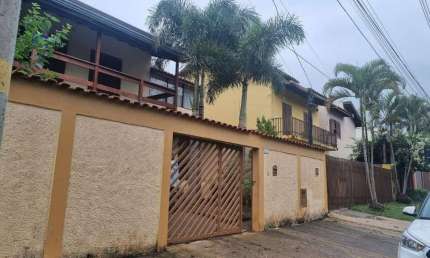 Casa com 3 quartos para alugar no Loteamento Parque das Hortências (Sousas), Campinas , 200 m2 por R$ 3.800