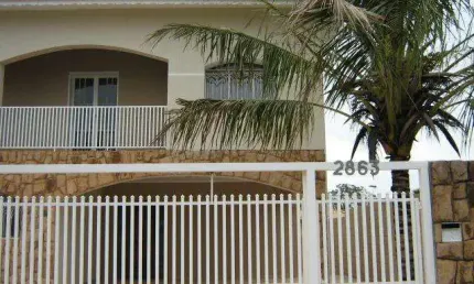 Casa em condomínio fechado com 3 quartos para alugar no Loteamento Caminhos de San Conrado (Sousas), Campinas , 384 m2 por R$ 3.800