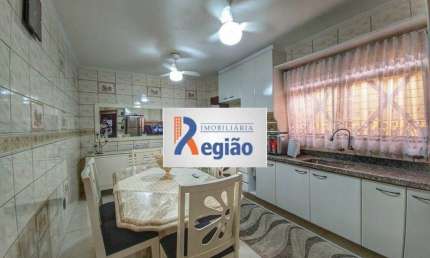 Sobrado com 2 dormitórios, espaço Goumeth, 3 banheiros à Venda, 111 m² - 746 MIL