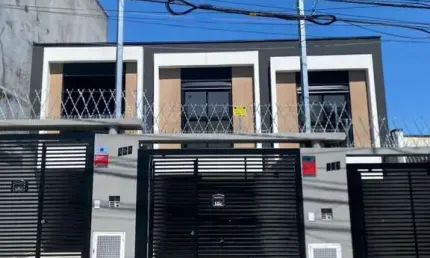 [venda] - sobrado com 3 dormitórios e 3 banheiros área de 105,68 m² por r$ 620.000