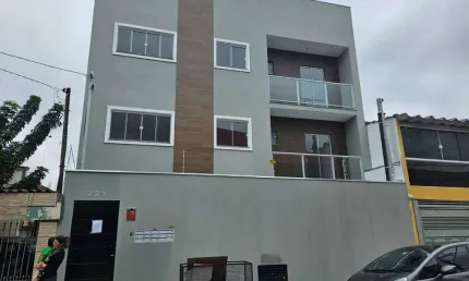 [VENDA] Apartamento com 2 Dormitórios e 1 banheiro à Venda, 41m² com quintal por R$ 230.000