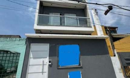 APARTAMENTO COM 1 DORMITORIO NA REGIÃO DO ARTUR ALVIM