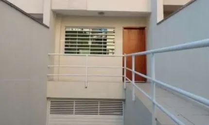 SOBRADO COM 1 SUITE E 3 VAGAS NA REGIÃO DA VILA FORMOSA .