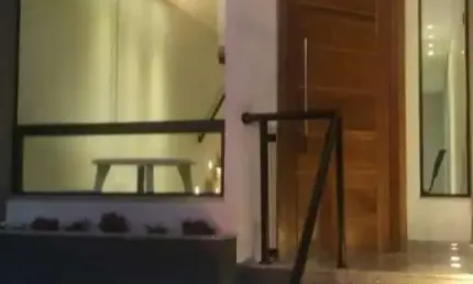 SOBRADO COM 3 DORMITORIOS,COM 4 VAGAS NA REGIÃO DA VILA REGIÃO