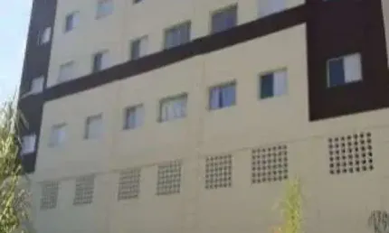 Apartamento com sacada na região do jaridm imperador com 2 dormitorios