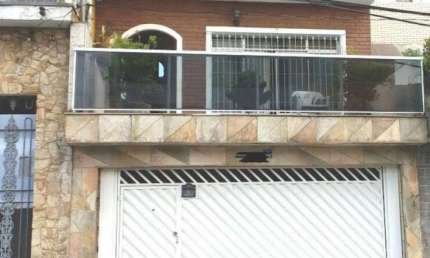 SOBRADO FRONTAL COM 3 DORMITORIOS E 1 SUITE NA VILA RE