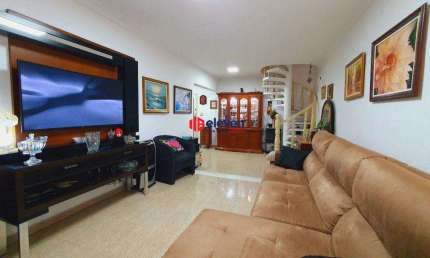 Cobertura Duplex com Piscina a 1 Quadra da Praia, 223m² – Aparecida, Santos-SP