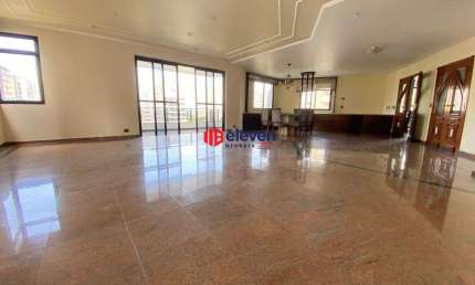 Espetacular Apartamento com Vista Panorâmica e 500m² no Embaré - Exclusivo