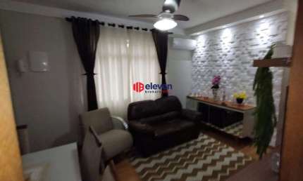 Apartamento no Gonzaga com 3 dormitórios, bem localizado pronto para morar.