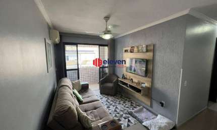 Apartamento de 2 Quartos, 2 Banheiros, com 2 Elevadores, de Frente, com Piscina e Churrasqueira - Uma Suíte[