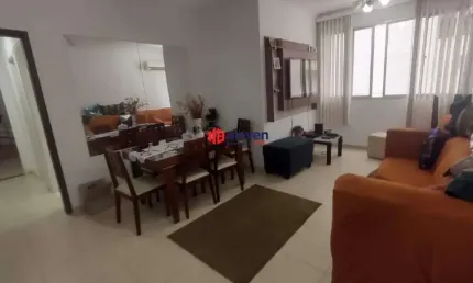 Apartamento com 2 dormitorio e 1 dependencia no embare