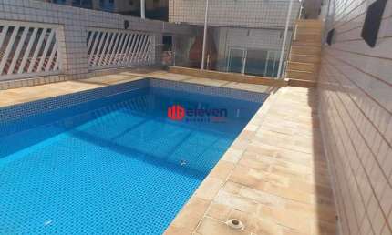 Casa sobreposta alta com 4 dormitórios (2 suítes), 2 Salas, 2 vagas de garagem com 3 andares, piscina, churrasqueira e solarium