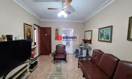 Casa Sobreposta Baixa à Venda, 3 dormitórios, no Embaré, Santos-SP
