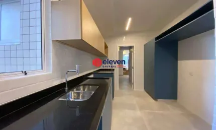 Apartamento para Alugar de 3 Dormitórios no Gonzaga-Santos.