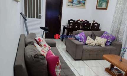 Casa sobreposta Alta 3 dormitórios 1 suíte 1 vaga Estuário