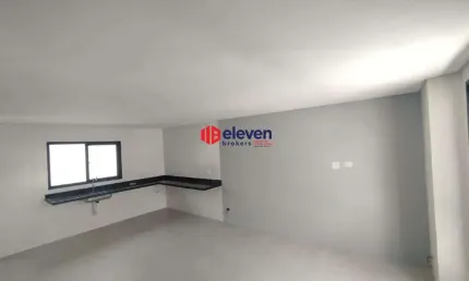 Sua Casa Nova à Venda, 2 Suítes em Village, Na Ponta da Praia