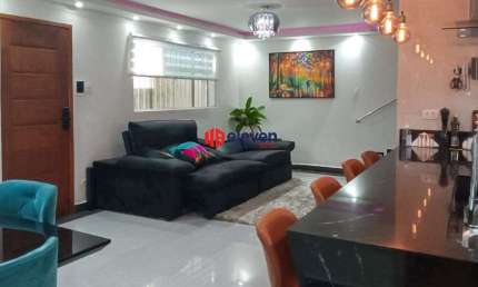Exclusiva Casa Automatizada e Reformada no Embaré - Porteira Fechada
