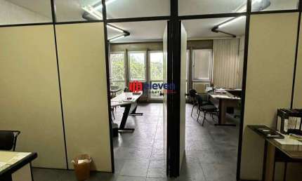 Oportunidade! Conjunto Comercial 110m à Venda no Centro de Santos!