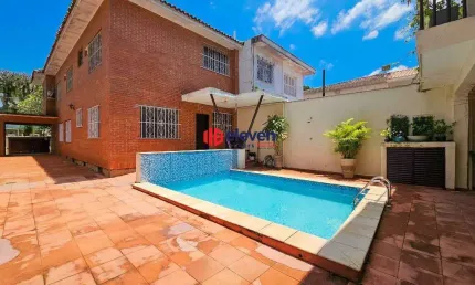 Casa com 3 quartos à venda na Rua Castro Alves, Embaré, Santos