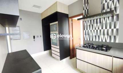 LOCAÇÃO apartamento no Boqueirão, a Duas Quadras da Praia!