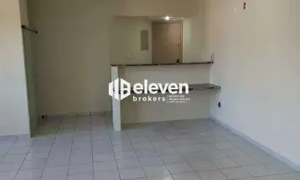 Sala Comercial à Venda | 48m² | 1 Vaga | Vila Mathias | Santos