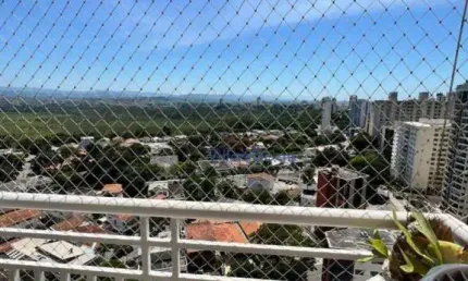 3 dormitórios 2 suítes  à venda, 133 m², Condomínio Alto Padrão vista definitiva para o Banhado