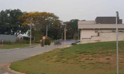 Terreno com 602m de esquina, próximo a horta do condomínio ecopark bourbon.