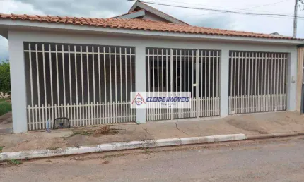 Casa com 3 dormitórios à venda, 200 m² por R$ 300.000,00 - Parque Cuiabá - Cuiabá/MT