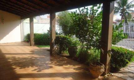 Casa com 3 dormitórios à venda, 194 m² por R$ 550.000,00 - Jardim Tropical - Cuiabá/MT