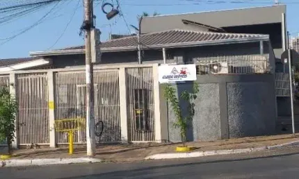 Casa Residencial e Comercial,  venda, 174 m² por R$ 650.000 - Jardim Paulista - Cuiabá/MT